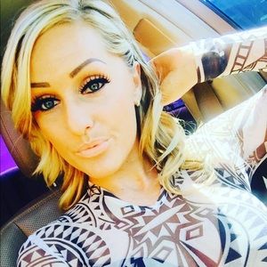 Meet your Posher, Corey